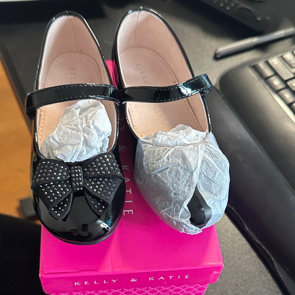 Kelly & Katie Black Patent Kids Dress Shoes with Studded Bow